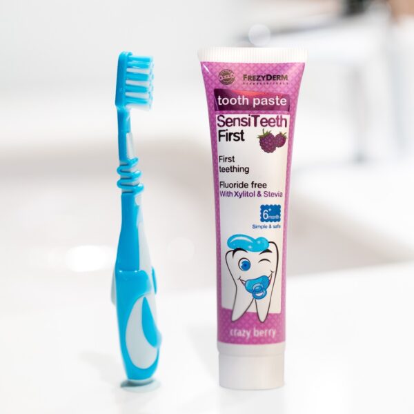 frezyderm-sensiteeth-first-toothpaste-40ml-mamaspharmacy-2