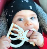 sophie-la-girafe-so-pure-%ce%b4%ce%b1%ce%ba%cf%84%cf%8d%ce%bb%ce%b9%ce%bf%cf%82-%ce%bf%ce%b4%ce%bf%ce%bd%cf%84%ce%bf%cf%86%cf%85%ce%90%ce%b1%cf%82-very-soft-0m-mamaspharmacy