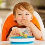 munchkin-stay-put-%cf%80%ce%b9%ce%ac%cf%84%ce%bf-%ce%bc%ce%b5-%ce%b2%ce%b5%ce%bd%cf%84%ce%bf%cf%8d%ce%b6%ce%b1-6m-%ce%bc%cf%80%ce%bb%ce%b5-mamaspharmacy-6