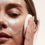 caudalie-vinoclean-cleansing-almond-milk-200ml-mamaspharmacy-3