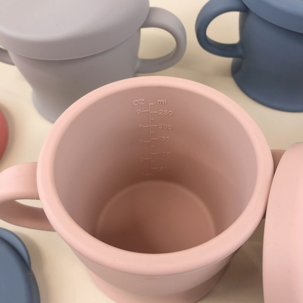haakaa-silicone-sip-n-snack-cup-%ce%b5%ce%ba%cf%80%ce%b1%ce%b9%ce%b4%ce%b5%cf%85%cf%84%ce%b9%ce%ba%cf%8c-%ce%ba%cf%8d%cf%80%ce%b5%ce%bb%ce%bb%ce%bf-%cf%83%ce%b9%ce%bb%ce%b9%ce%ba%cf%8c%ce%bd%ce%b7