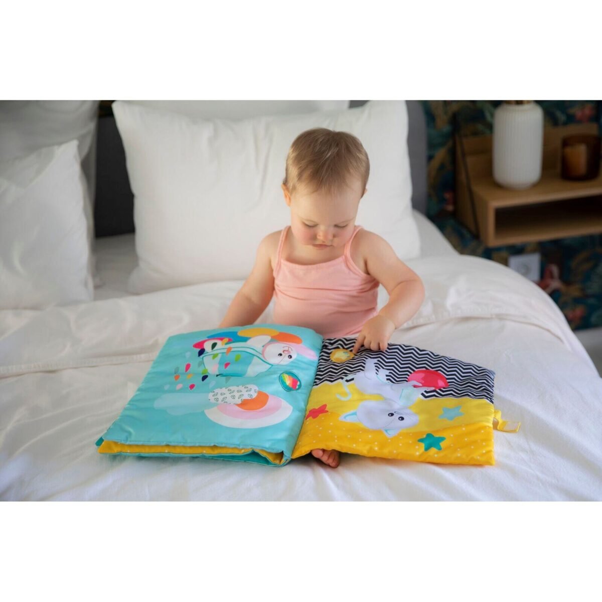 sophie-la-girafe-touch-play-%ce%bc%ce%b5%ce%b3%ce%ac%ce%bb%ce%bf-%cf%85%cf%86%ce%b1%cf%83%ce%bc%ce%ac%cf%84%ce%b9%ce%bd%ce%bf-%ce%b2%ce%b9%ce%b2%ce%bb%ce%af%ce%bf-%ce%b4%cf%81%ce%b1%cf%83
