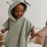 bibs-poncho-towel-%cf%80%cf%8c%ce%bd%cf%84%cf%83%ce%bf-kangaroo-toddler-mamaspharmacy-1