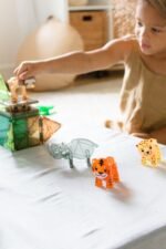 magna-tiles-%ce%bc%ce%b1%ce%b3%ce%bd%ce%b7%cf%84%ce%b9%ce%ba%cf%8c-%cf%80%ce%b1%ce%b9%cf%87%ce%bd%ce%af%ce%b4%ce%b9-25-%ce%ba%ce%bf%ce%bc%ce%bc%ce%b1%cf%84%ce%b9%cf%8e%ce%bd-jungle-mamaspharmacy-10