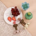 haakaa-flower-fresh-food-feeder-cover-set-%cf%84%cf%81%ce%bf%cf%86%ce%bf%ce%b4%cf%8c%cf%84%ce%b7%cf%82-%cf%83%ce%b9%ce%bb%ce%b9%ce%ba%cf%8c%ce%bd%ce%b7%cf%82-%ce%bc%ce%b1%cf%83%ce%b7%cf%84%ce%b9