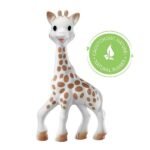 sophie-la-girafe-%cf%83%ce%b5%cf%84-%ce%b4%cf%8e%cf%81%ce%bf%cf%85-sophiesticated-%ce%bc%ce%b5-%cf%84%ce%b7%ce%bd-%cf%83%cf%8c%cf%86%ce%b9-%ce%ba%ce%b1%ce%b9-%ce%ba%ce%bf%cf%85%ce%b4%ce%bf%cf%85