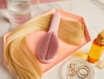 tangle-teezer-ultimate-styler-%ce%b2%ce%bf%cf%8d%cf%81%cf%84%cf%83%ce%b1-%ce%bc%ce%b1%ce%bb%ce%bb%ce%b9%cf%8e%ce%bd-%ce%b3%ce%b9%ce%b1-%cf%86%ce%b9%ce%bd%ce%af%cf%81%ce%b9%cf%83%ce%bc%ce%b1-stylin
