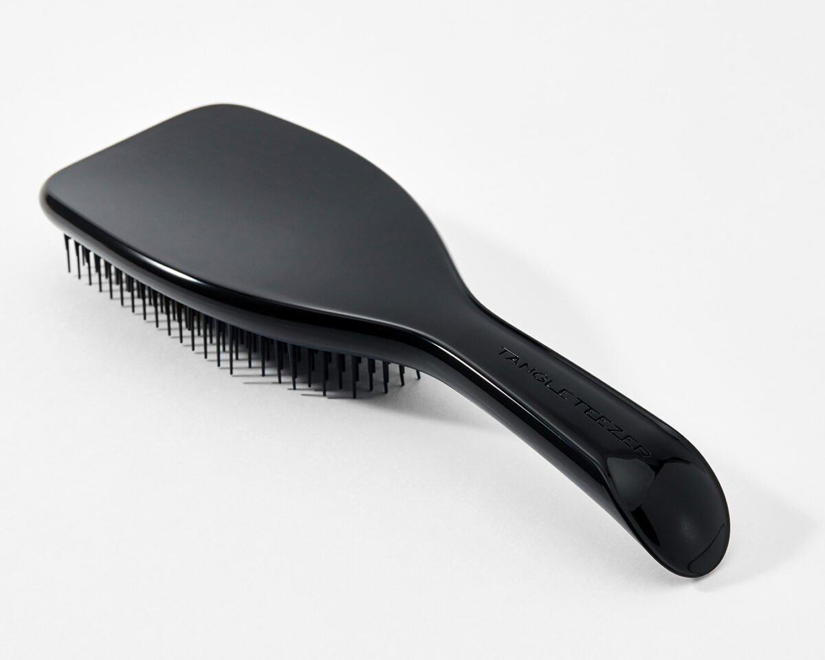 tangle-teezer-%ce%b2%ce%bf%cf%8d%cf%81%cf%84%cf%83%ce%b1-%ce%bc%ce%b1%ce%bb%ce%bb%ce%b9%cf%8e%ce%bd-the-ultimate-detangler-black-large-mamaspharmacy-1